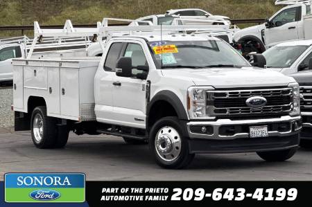 2025 Ford Super Duty F-550 DRW XLT