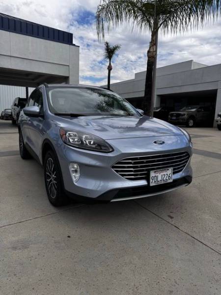 2022 Ford Escape Plug-In Hybrid Titanium