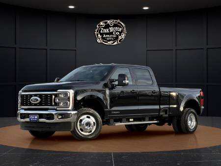 2026 Ford Super Duty F-350 DRW LARIAT