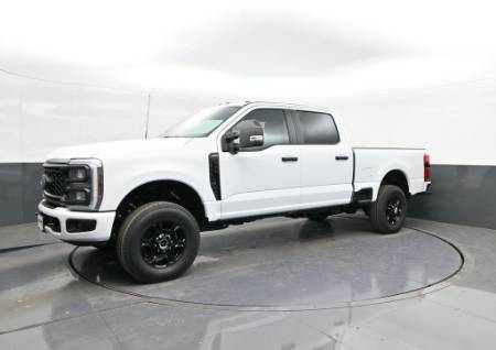 2025 Ford Super Duty F-350 SRW XL