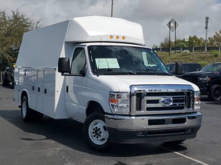 2024 Ford E-Series Cutaway