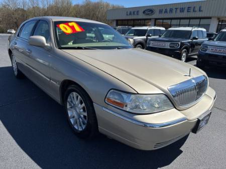 2007 Lincoln Town Car Signature