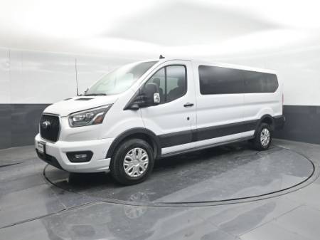 2023 Ford Transit Passenger Wagon XLT