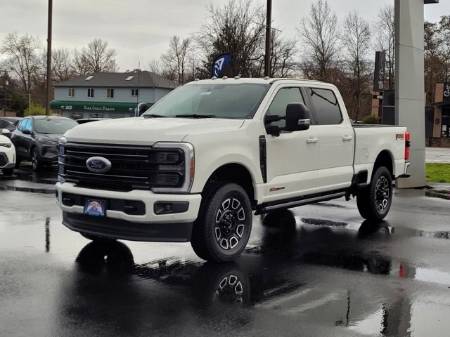 2026 Ford Super Duty F-350 SRW Platinum