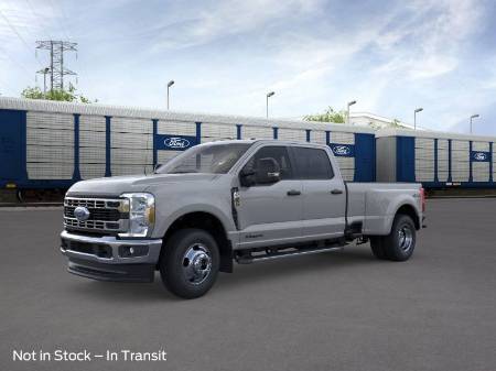 2026 Ford Super Duty F-350 DRW XLT