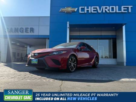 2020 Toyota Camry SE