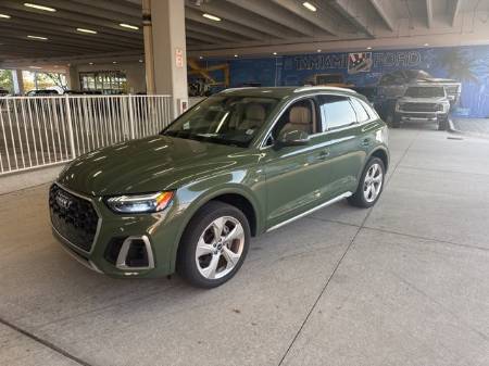 2022 Audi Q5 45 S line Prestige