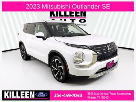 2023 Mitsubishi Outlander SE