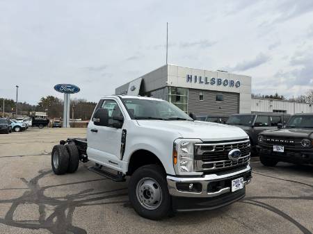 2026 Ford Super Duty F-350 DRW XL