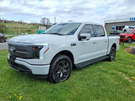 2024 Ford F-150 Lightning LARIAT