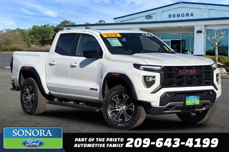 2024 GMC Canyon 4WD AT4