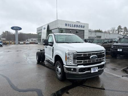2026 Ford Super Duty F-350 DRW XL