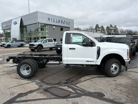 2026 Ford Super Duty F-350 DRW XL