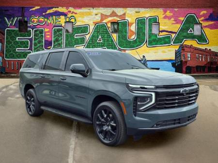 2025 Chevrolet Suburban RST