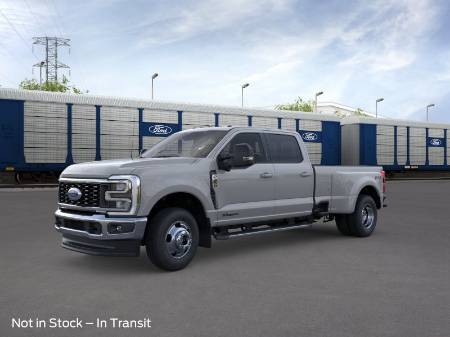 2026 Ford Super Duty F-350 DRW LARIAT