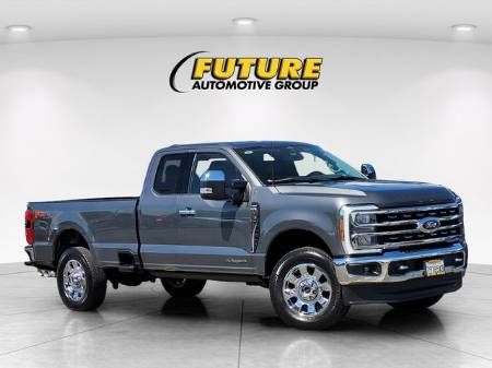 2023 Ford F-350SD LARIAT