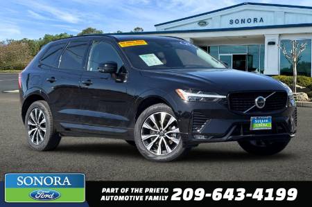 2025 Volvo XC60 Plus