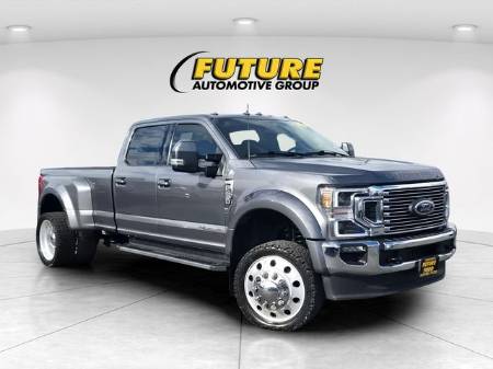 2022 Ford F-450SD LARIAT Crew Cab 4WD Lifted