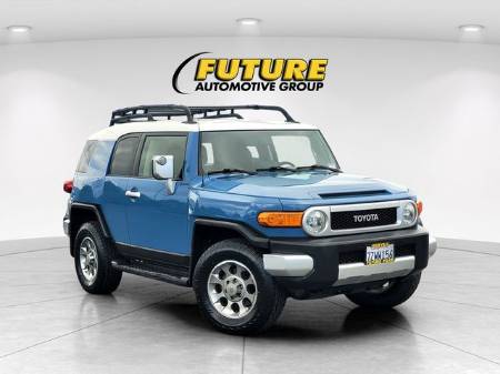 2013 Toyota FJ Cruiser Base