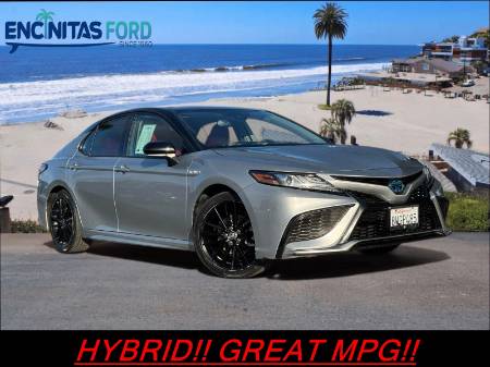 2021 Toyota Camry Hybrid XSE