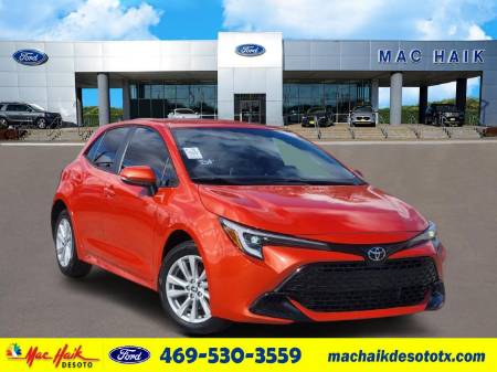 2025 Toyota Corolla Hatchback SE