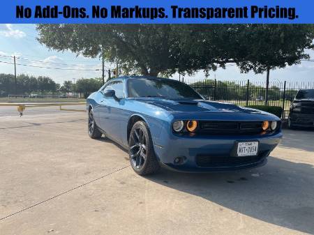 2021 Dodge Challenger SXT