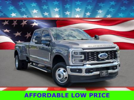 2024 Ford Super Duty F-350 DRW LARIAT