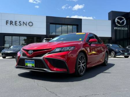 2024 Toyota Camry SE