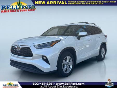 2022 Toyota Highlander LE