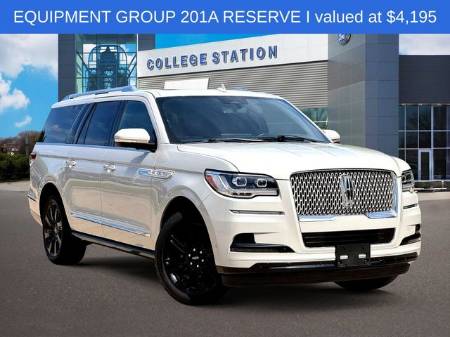 2022 Lincoln Navigator L Reserve