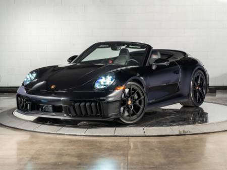 2025 Porsche 911 Carrera 4 GTS Cabriolet