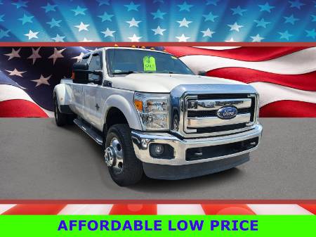 2015 Ford Super Duty F-350 DRW LARIAT
