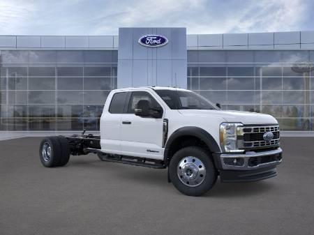2026 Ford Super Duty F-550 DRW XLT