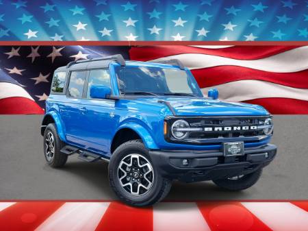 2024 Ford Bronco Outer Banks