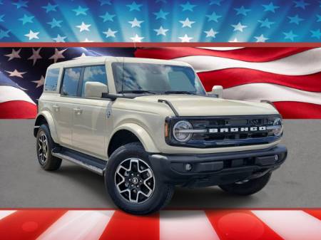 2025 Ford Bronco Outer Banks