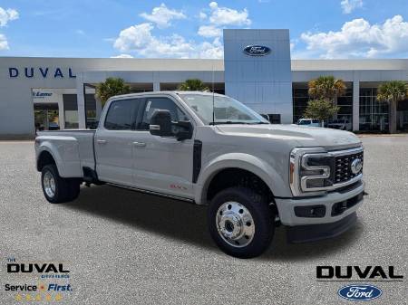 2026 Ford F-450SD Platinum