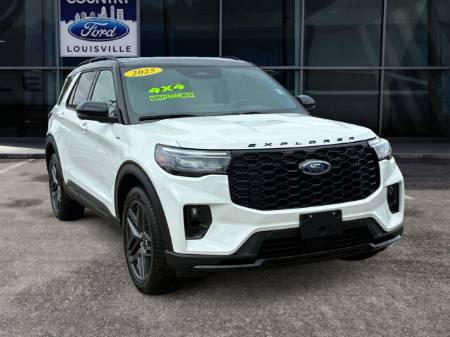 2025 Ford Explorer ST-Line