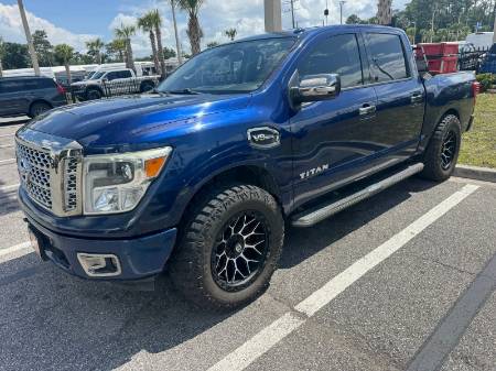 2017 Nissan Titan Platinum Reserve