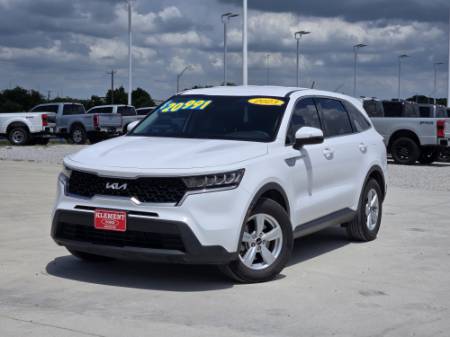 2023 Kia Sorento LX