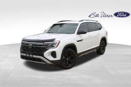2024 Volkswagen Atlas 2.0T Peak Edition SEL