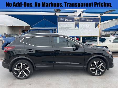 2022 Nissan Rogue Sport SL