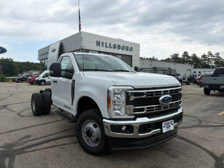 2026 Ford Super Duty F-350 DRW XL