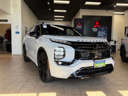 2026 Mitsubishi Outlander Black Edition