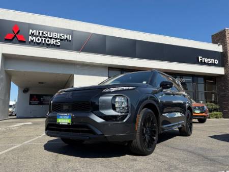 2026 Mitsubishi Outlander Black Edition