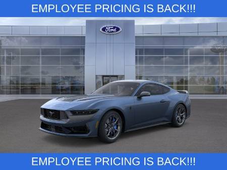 2026 Ford Mustang Dark Horse