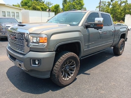 2018 GMC Sierra 2500HD Denali