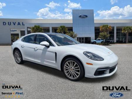2017 Porsche Panamera 4S