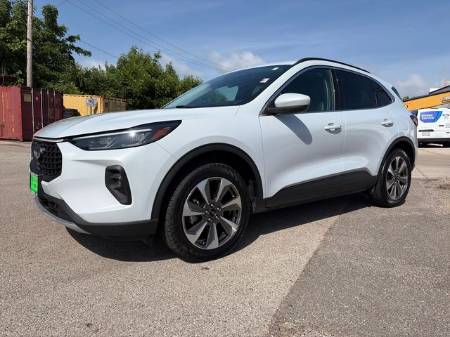 2025 Ford Escape Platinum