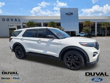 2024 Ford Explorer ST-Line