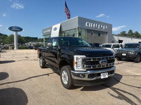 2026 Ford Super Duty F-350 SRW XLT